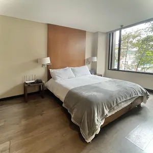 https://excelente-ubicacion-comodidad-en-chapinero.hotels-bogota.net